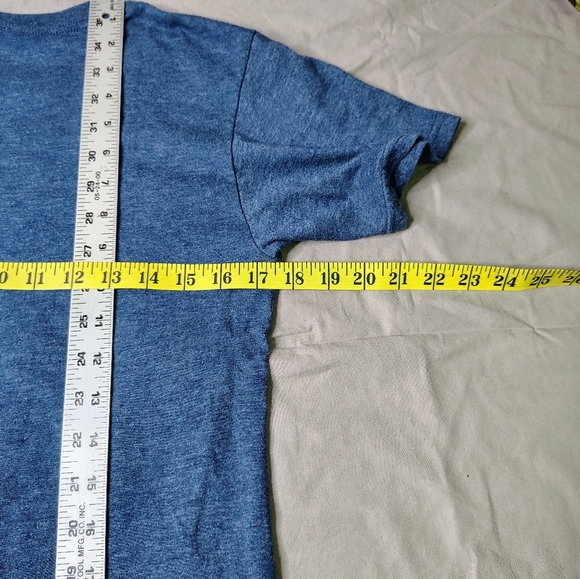 Nirvana Band Shirt Size Small Blue Big Logo Short Sleeve Crewneck Licensed Tee - Picture 8 of 10